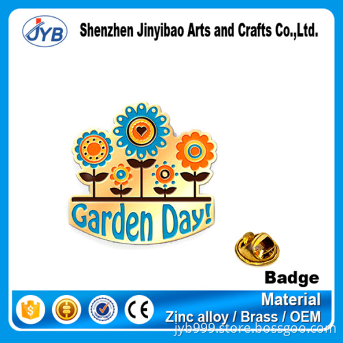 Hot selling cheap custom metal badges zinc alloy metal soft enamel pin badge making